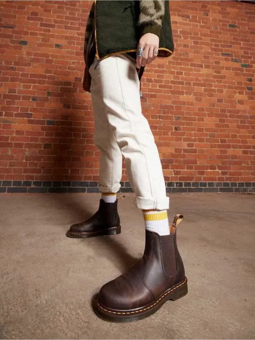 NWT Dr. Martens Size 10 Men’s/11 Woman’s Dark Brown Crazy Horse Chelsea Boots